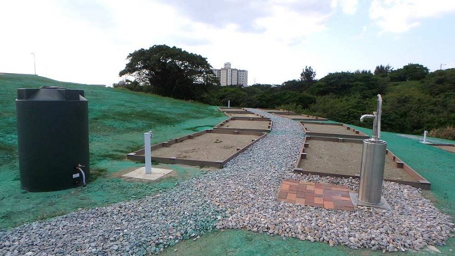 Cadron-Creek-Playground-Pump-at-Okinawa-04